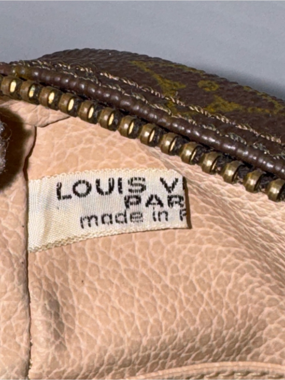 Louis Vuitton Brown Monogram Canvas Trousse 23cm - Picture 8 of 9